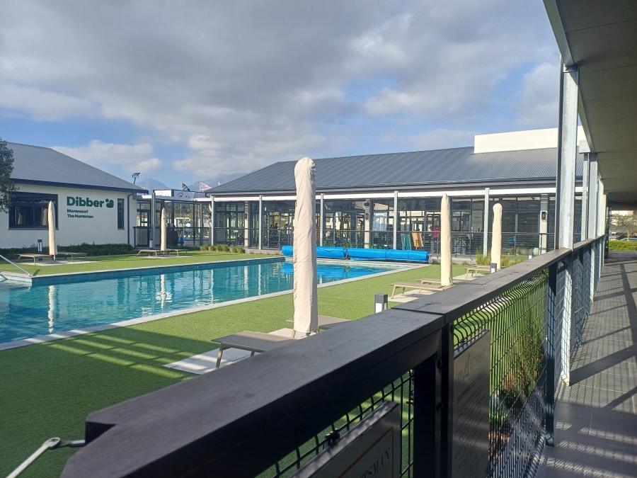 To Let 1 Bedroom Property for Rent in Croydon Western Cape